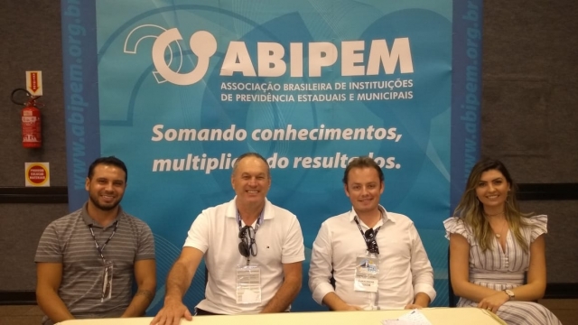 Comitê de Investimentos do BCPREVI participa de evento de capacitação em Florianópolis